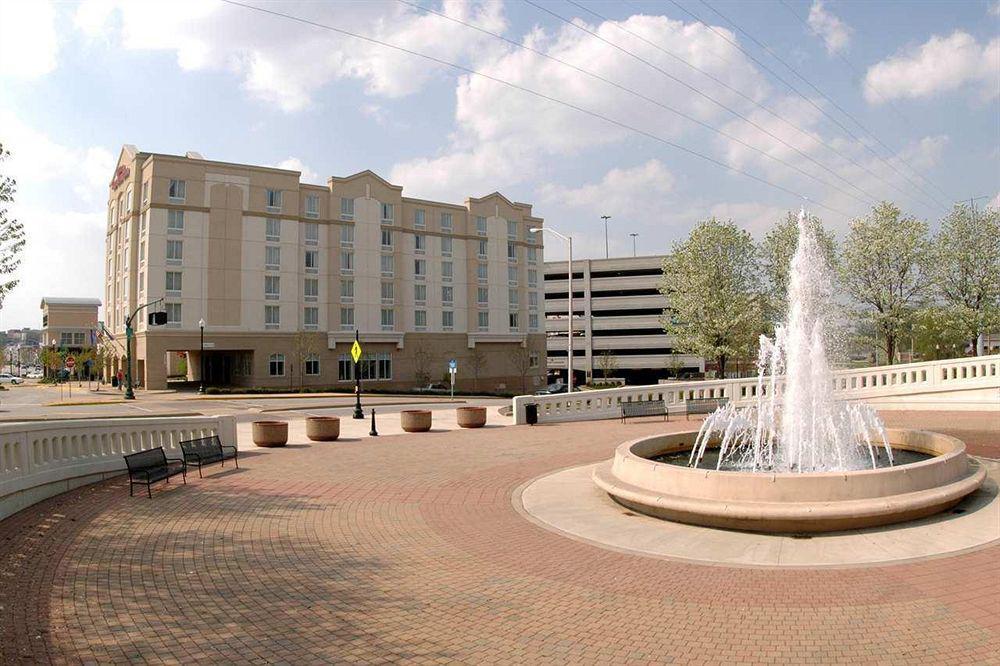 Hilton Garden Inn West Lafayette Wabash Landing Exterior foto